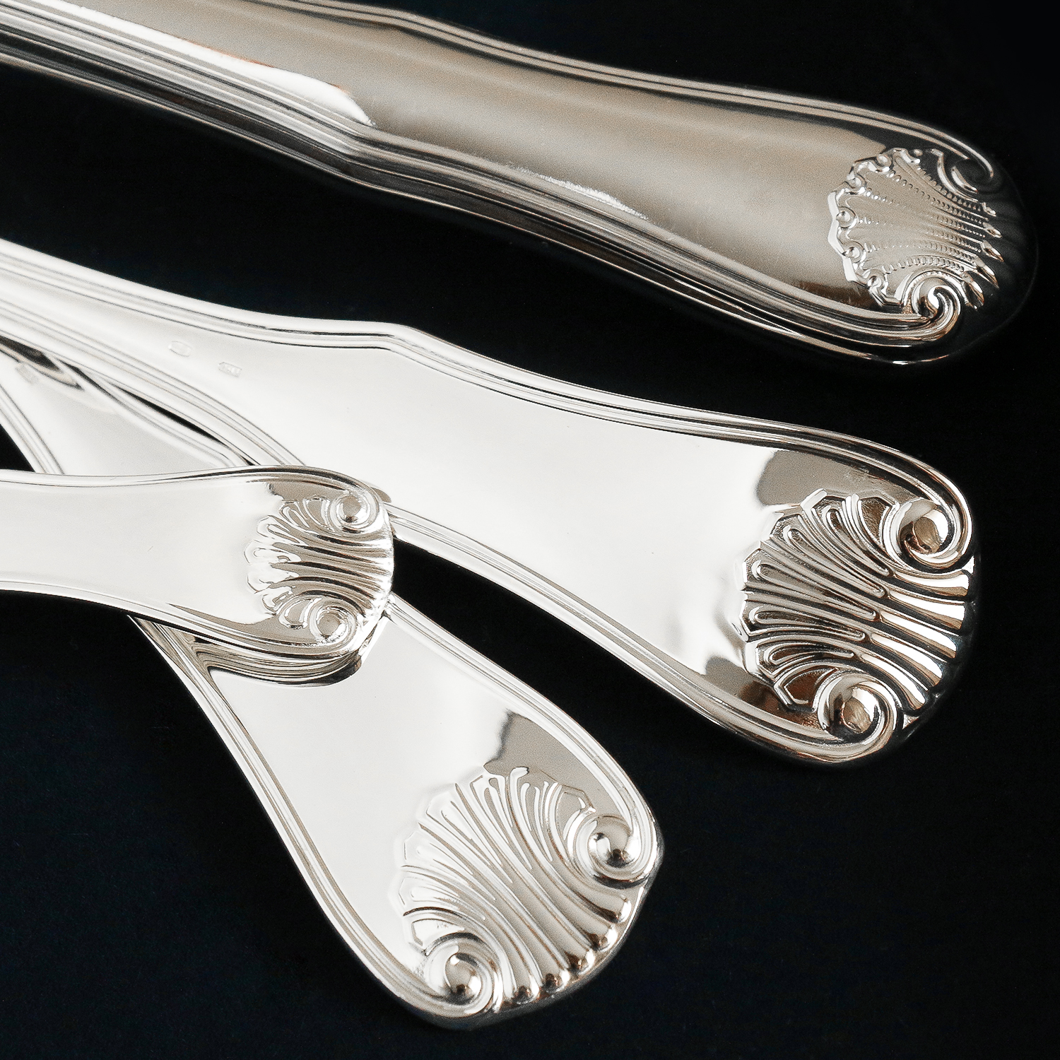 Набор столовый "Визит": вилка, ложка, нож, чайная ложка. Набор на 6 персон (Серебро 925)