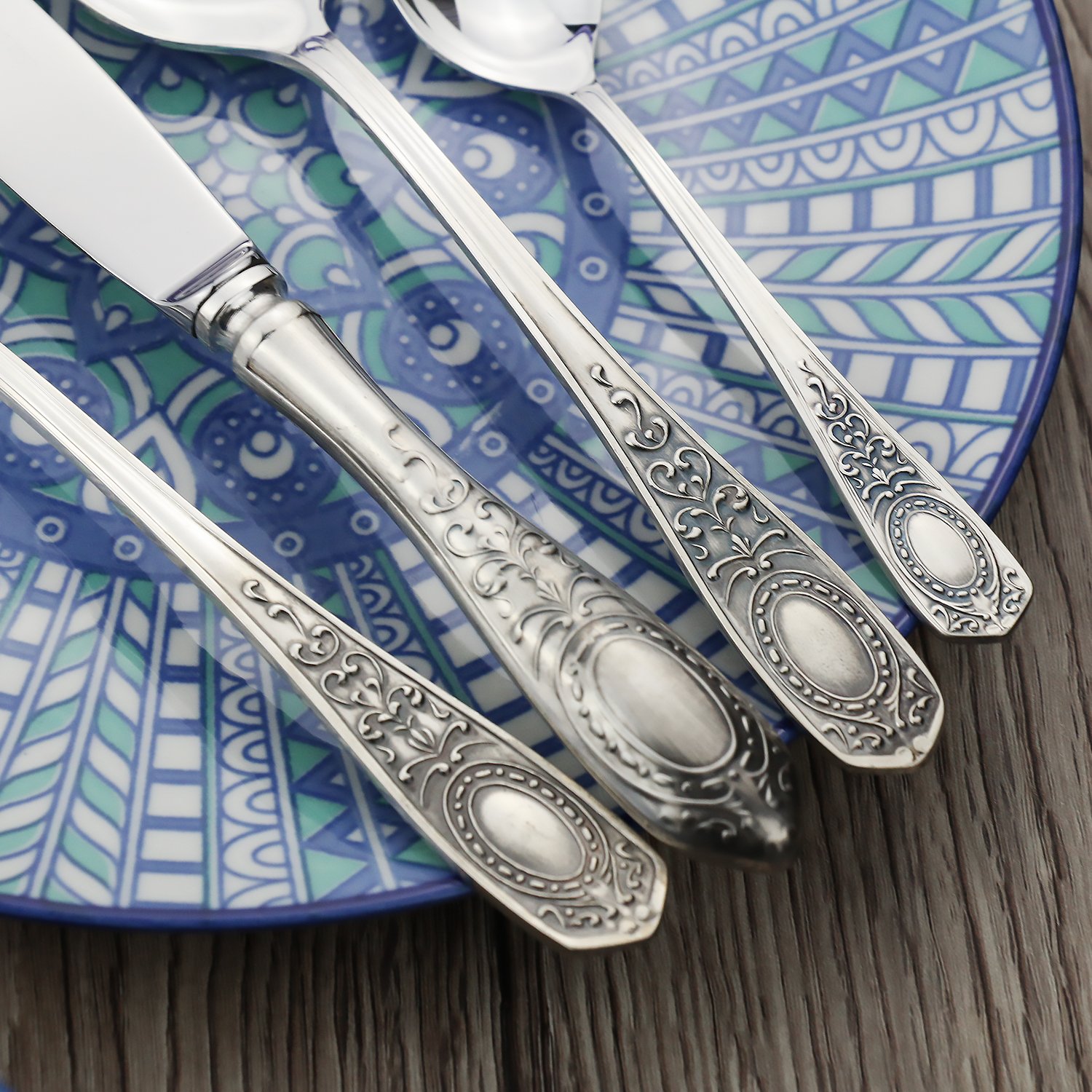 Фото Набор столовый "Рисунок №1": вилка, ложка, нож, чайная ложка посеребренный с чернением №6